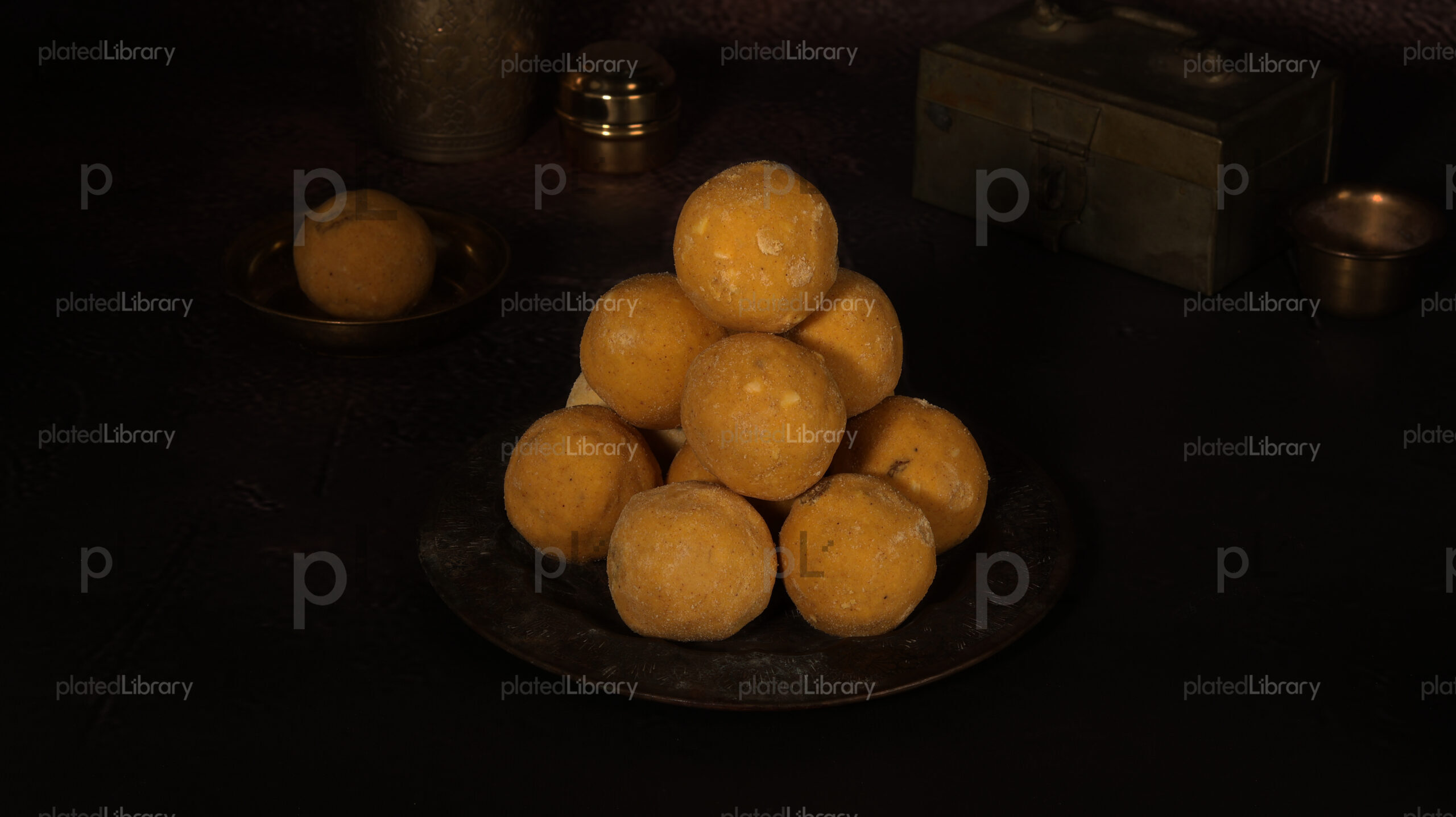 Besan Laddu