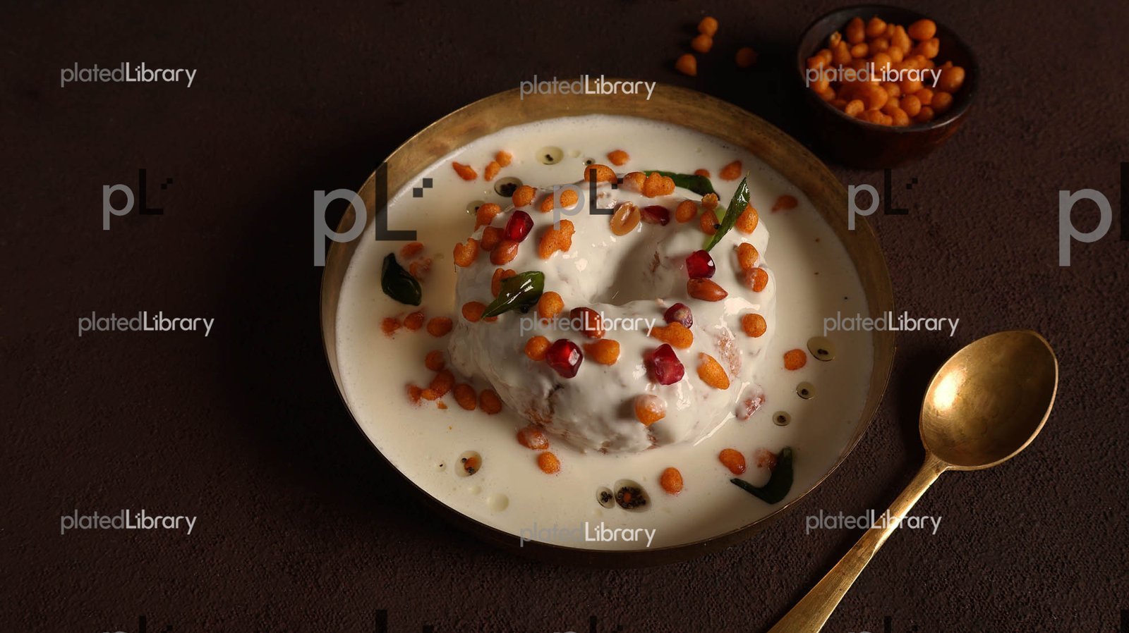Thaiyir Vada / Curd Vada