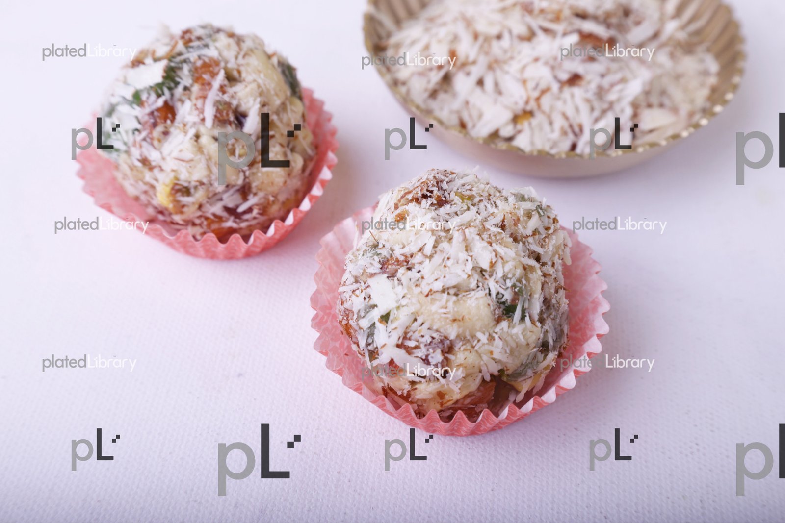 Pista Honey Dry Fruit Laddu