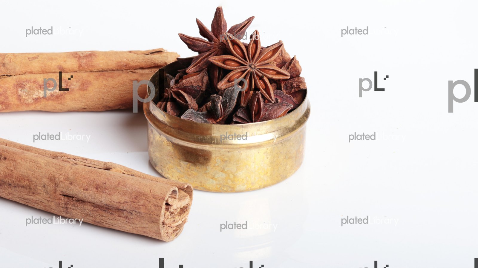Star Anise and Cinnamon