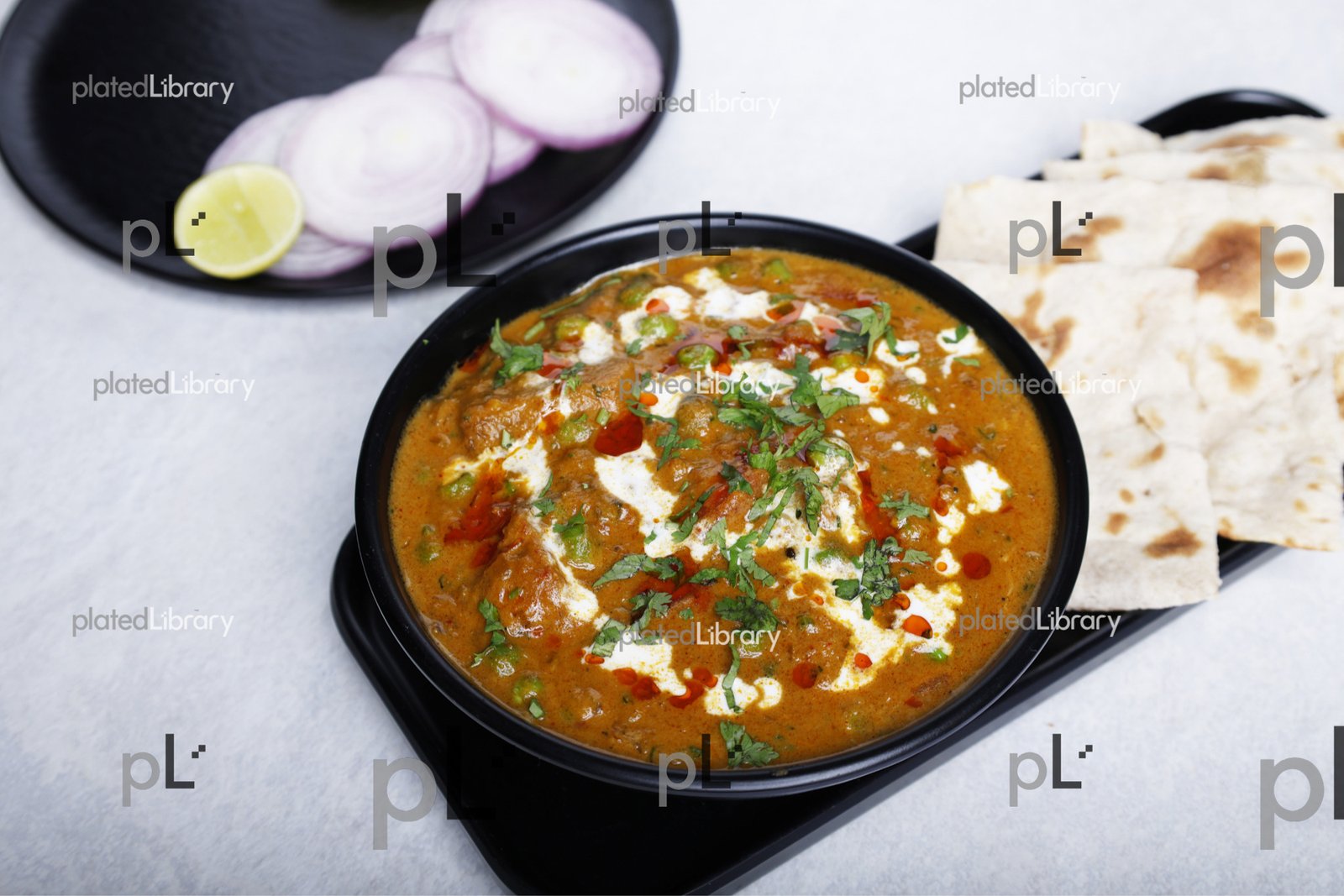 Green Peas Masala with Roti (Indian Bread)