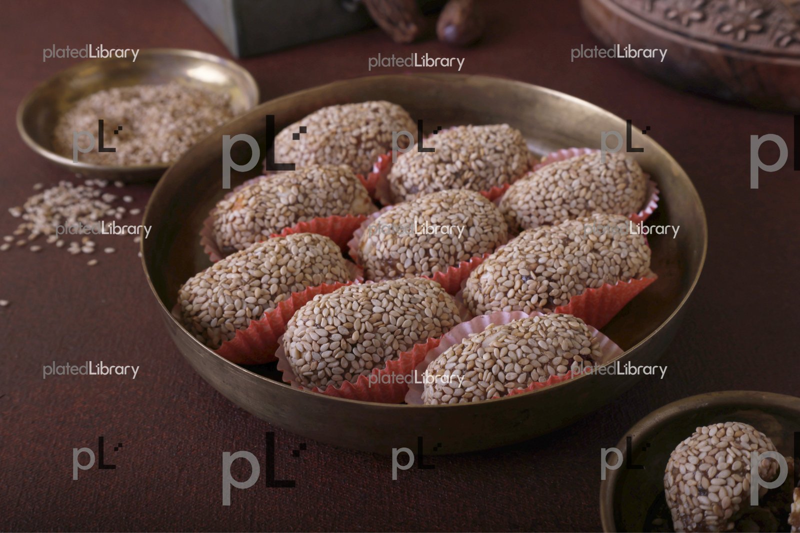 Til Laddu/Ellu Urandai/Makarsankranti Sweet