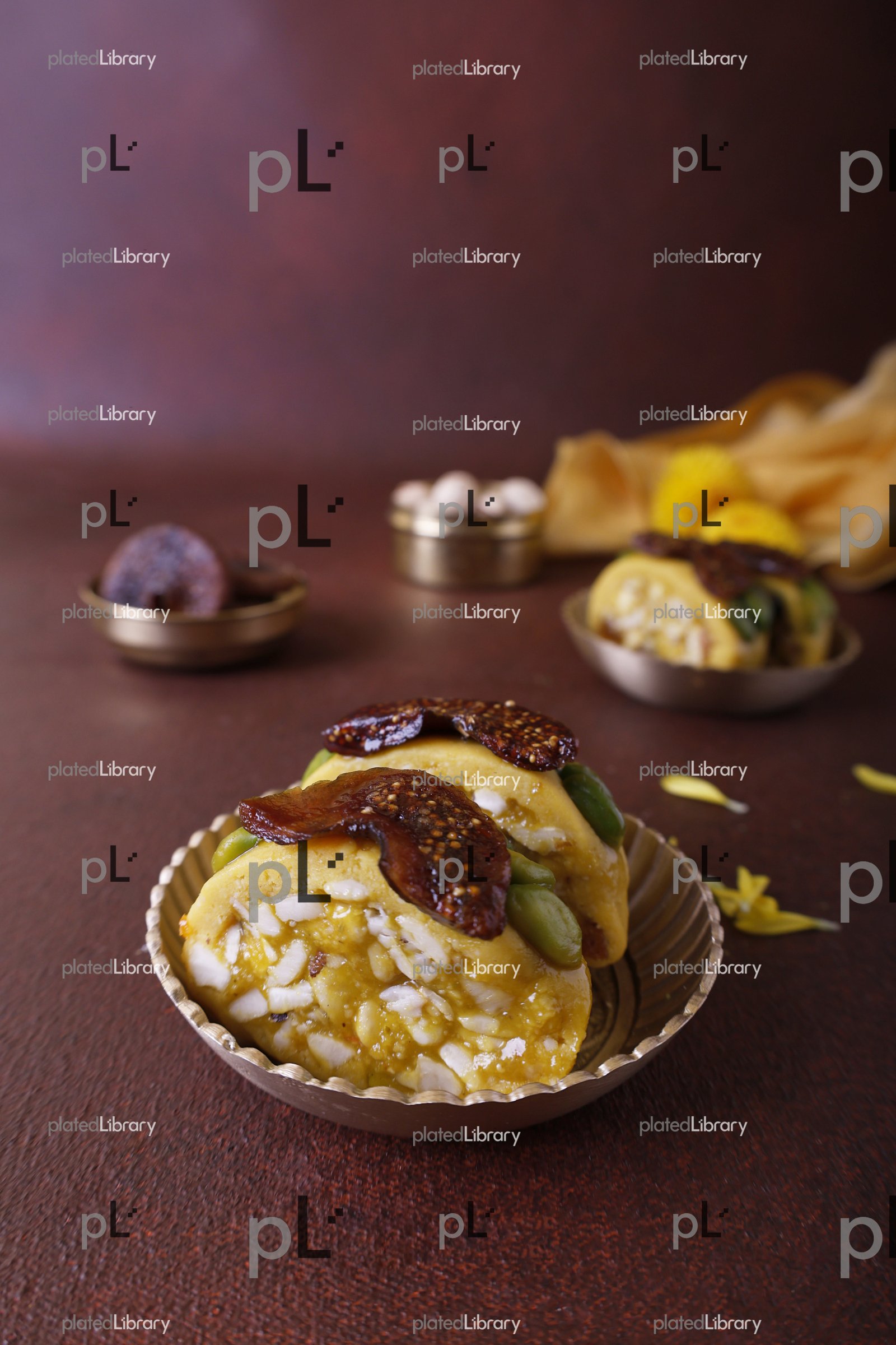 Kaju Fig Sweet/ Kaju Sunflower Mithai/Kaju Suryamukhi