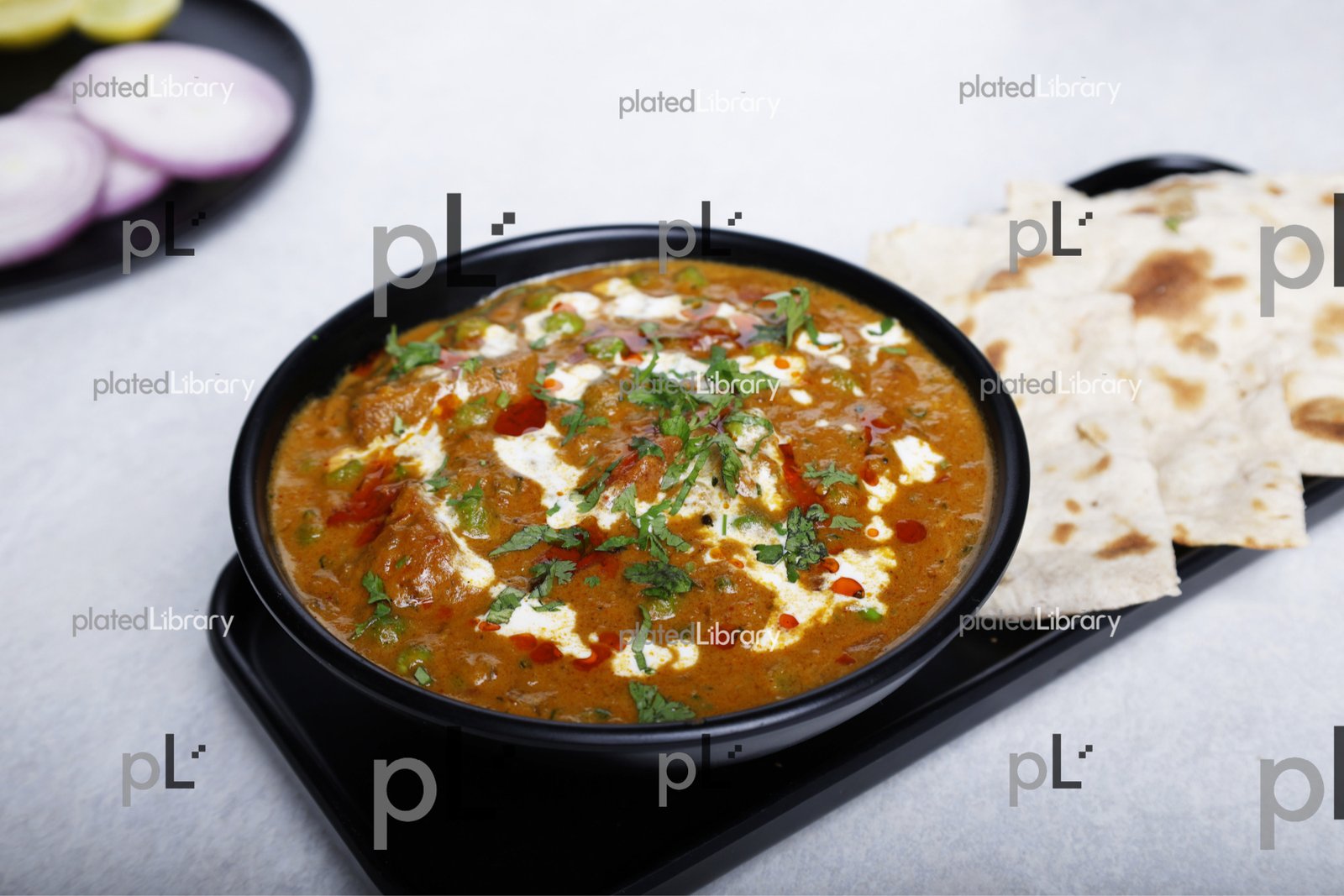 Mushroom Masala with Roti (Indian Bread)