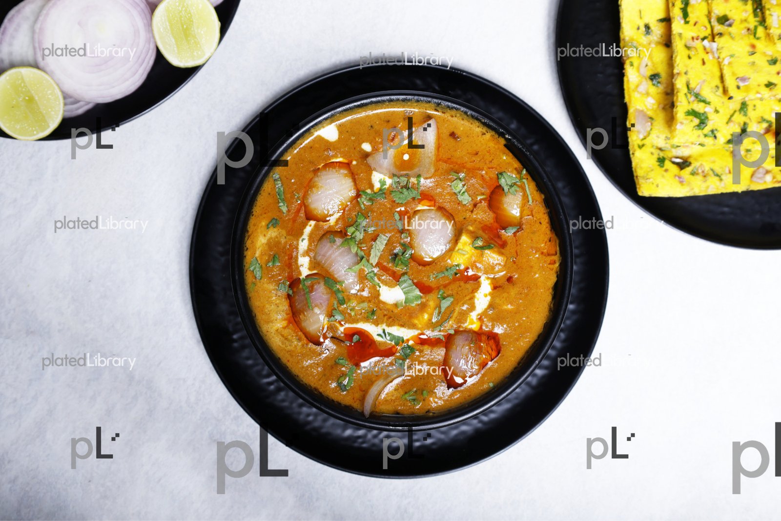 Paneer Do Pyaza with Indian Bread and Salad