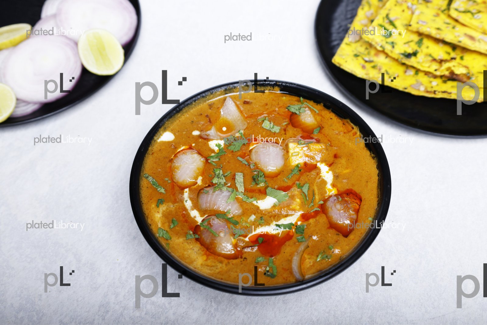Paneer Do Pyaza with Indian Bread and Salad