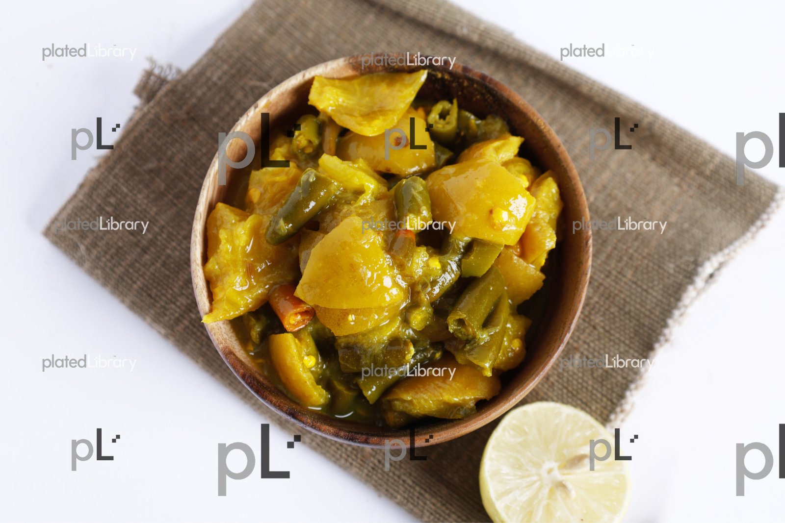 Lemon And Green Chilly Pickle